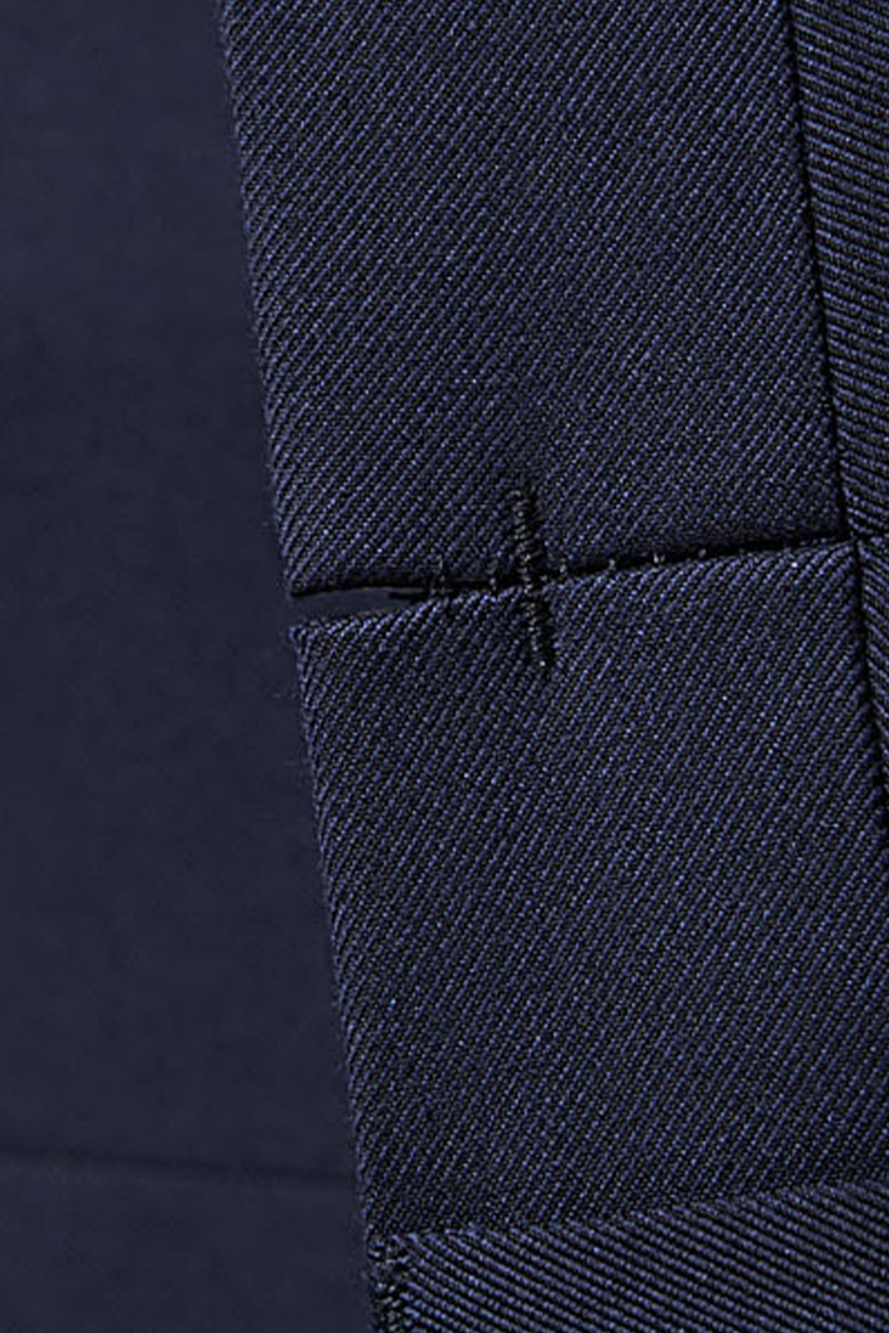 Costume single breasted em poliviscose e elastano, com lapela notched - Azul marinho