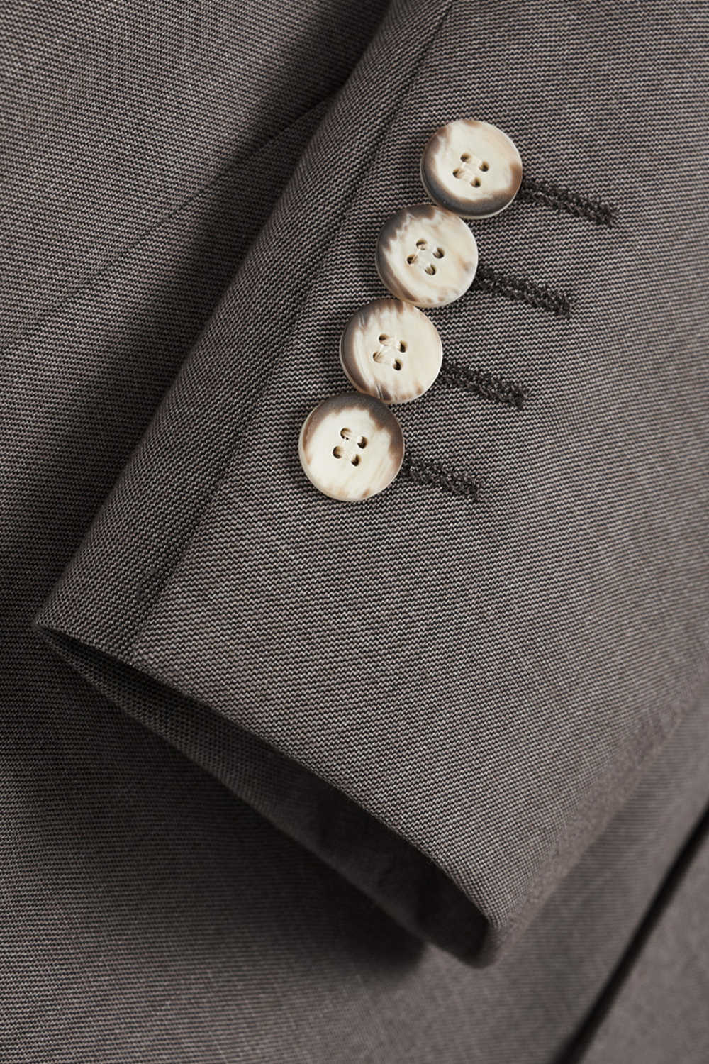 Costume single breasted em poliviscose, com lapela notched larga - Grandeur Taupe