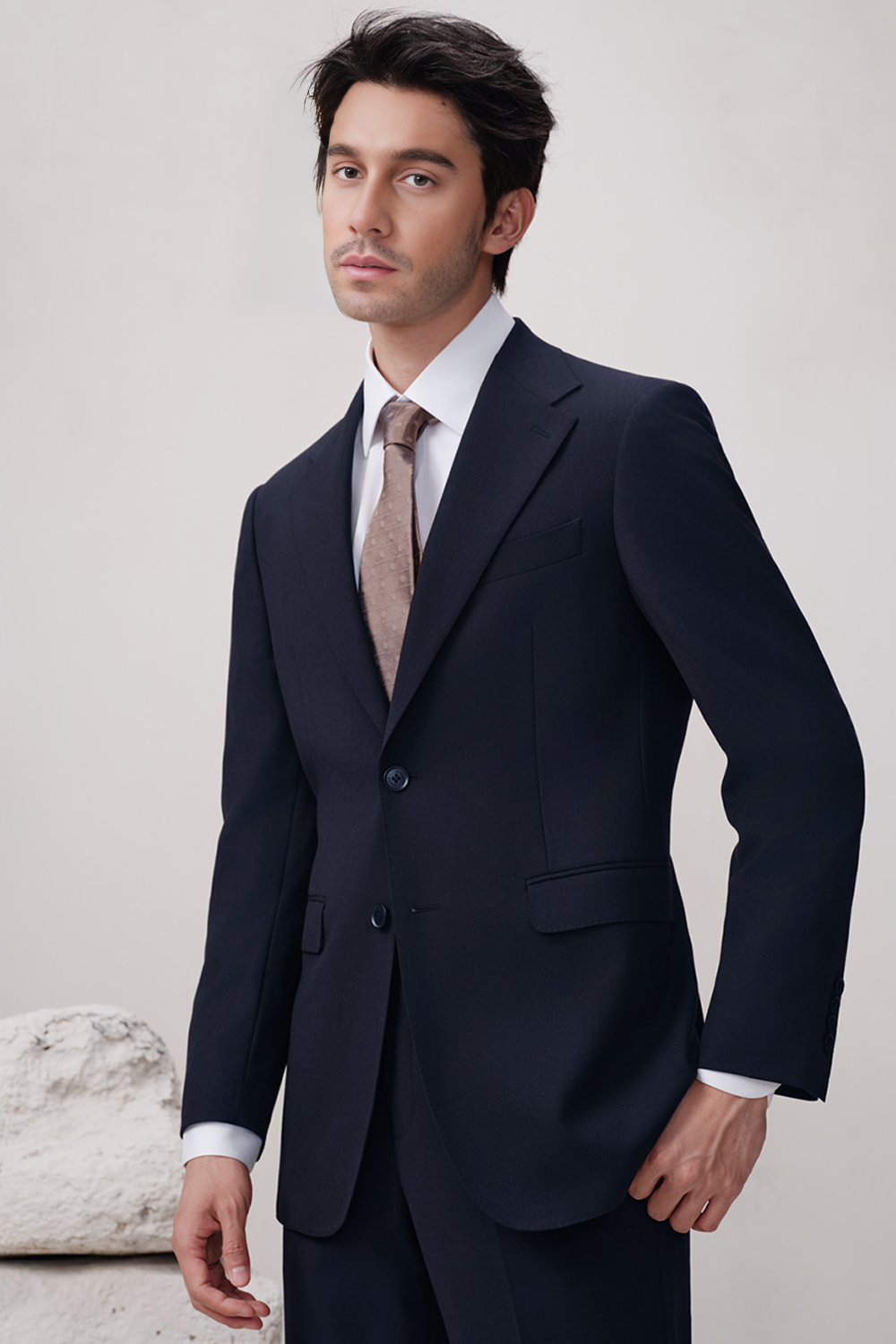 Costume single breasted, em lã tropical com elastano, lapela notched - Azul Marinho
