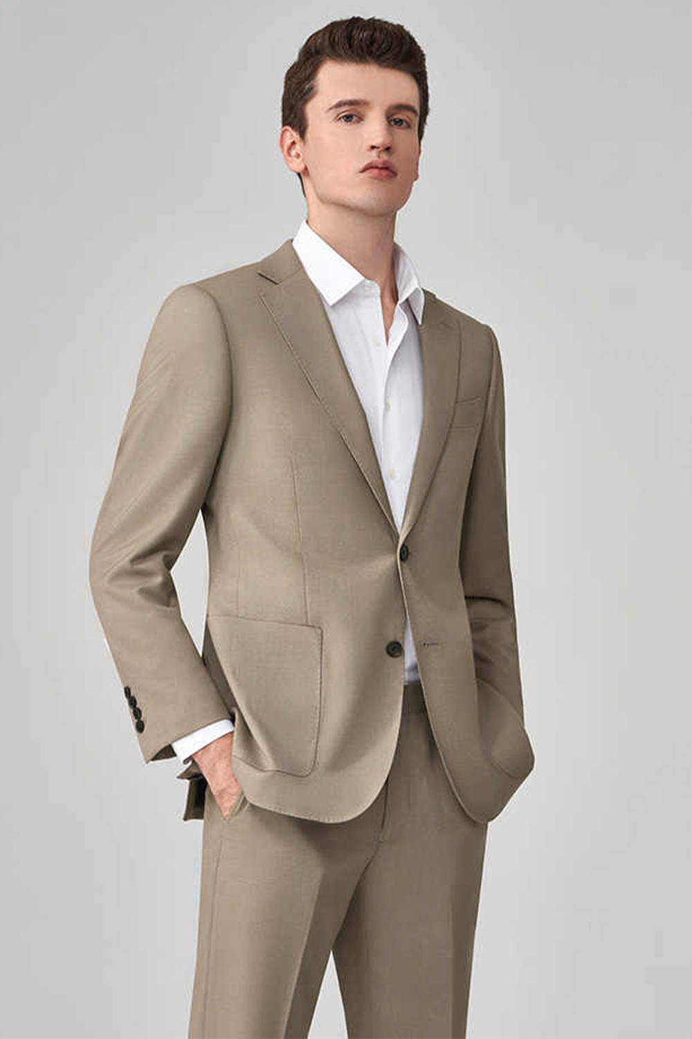 Costume single breasted em poliviscose e elastano, com lapela notched - Khaki