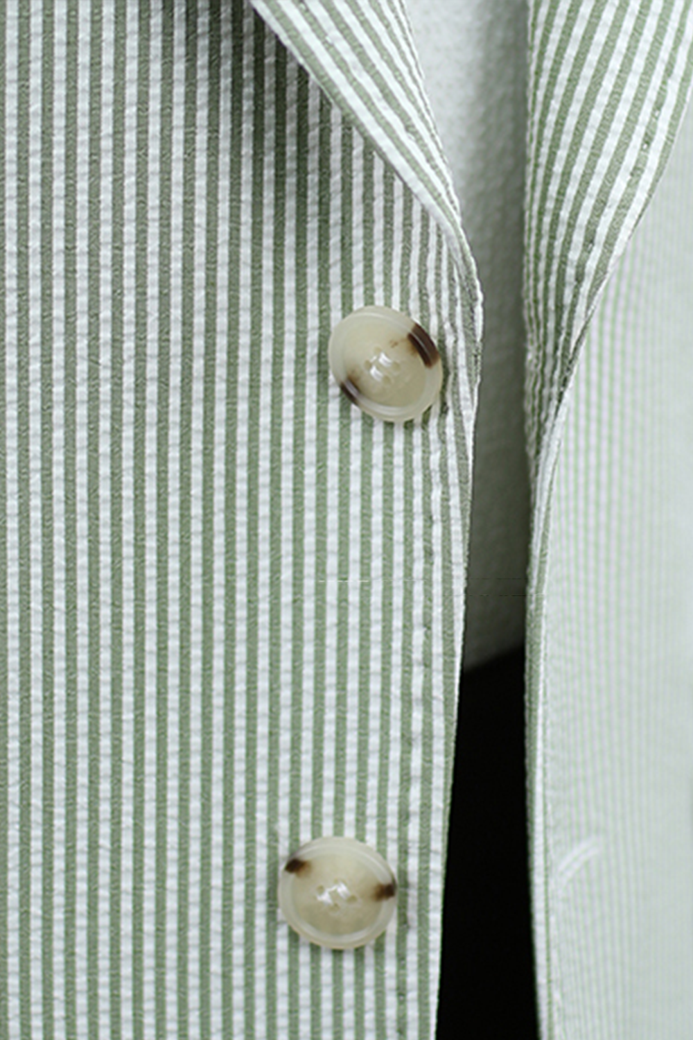 Blazer em tecido seersucker, single breasted com lapela peak - Listras verdes HNR