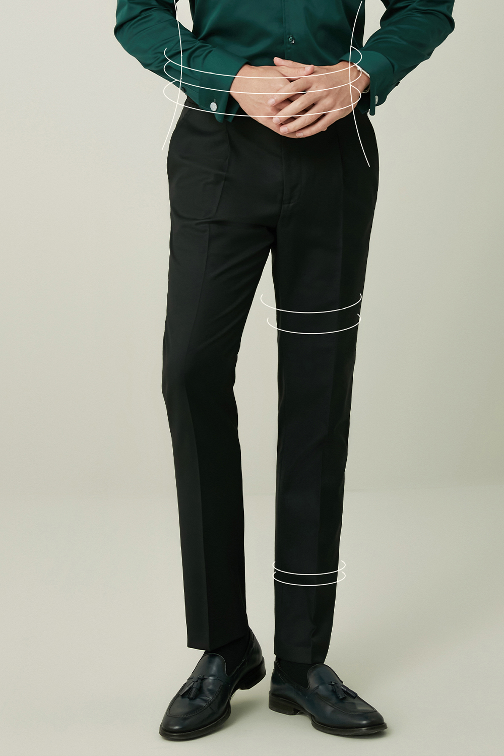 Calça em lã merino super 120's, 17.75µ, com ajuste lateral - Preta