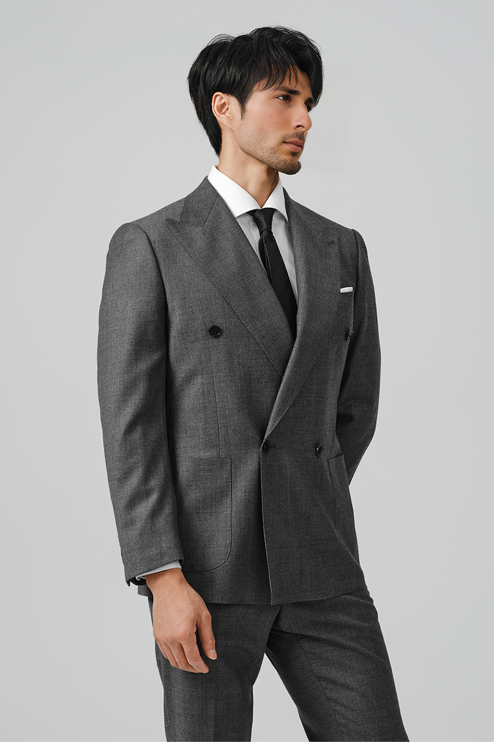 Costume double breasted 4x1 com lapela peak large, 100% lã super 120'S com 17.75 µ - Cinza padronagem