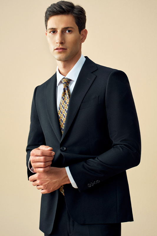 Costume single breasted, em lã tropical, com lapela notched - Preto