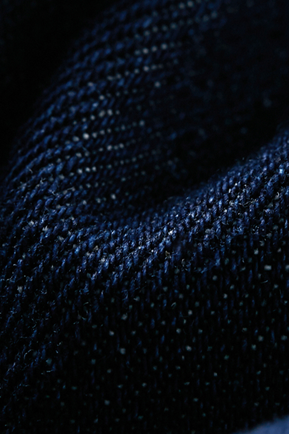Calça de modelagem italiana, com ajustadores laterais 100% algodão - Maggio Jeans