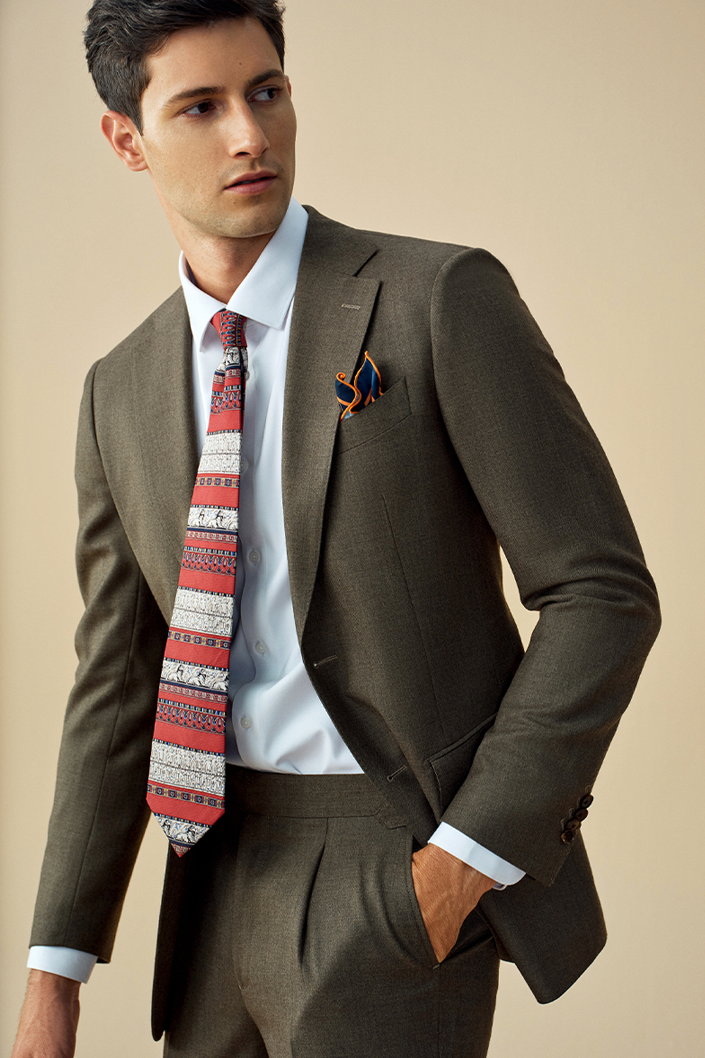 Costume single breasted, em lã tropical, com lapela notched - Marrom Khaki