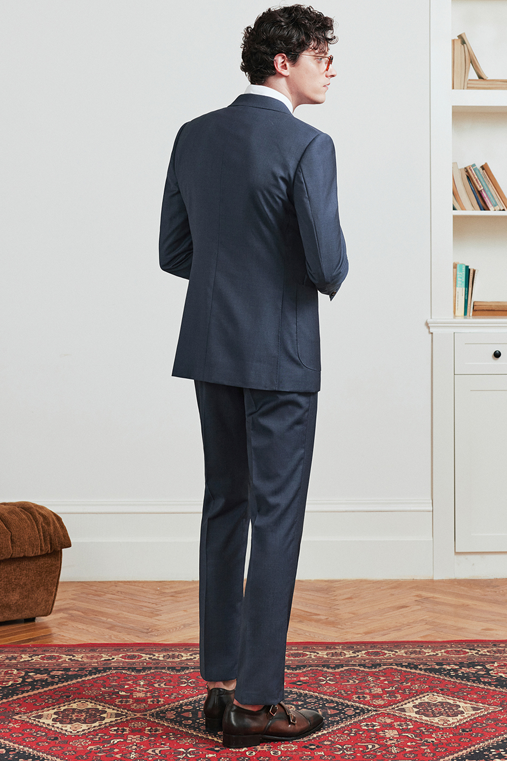 Lanificio F.lli Cerruti 1881 - Costume half canvas, single breasted em lã merino 130’s com 17.75 µ, lapela notched - Azul
