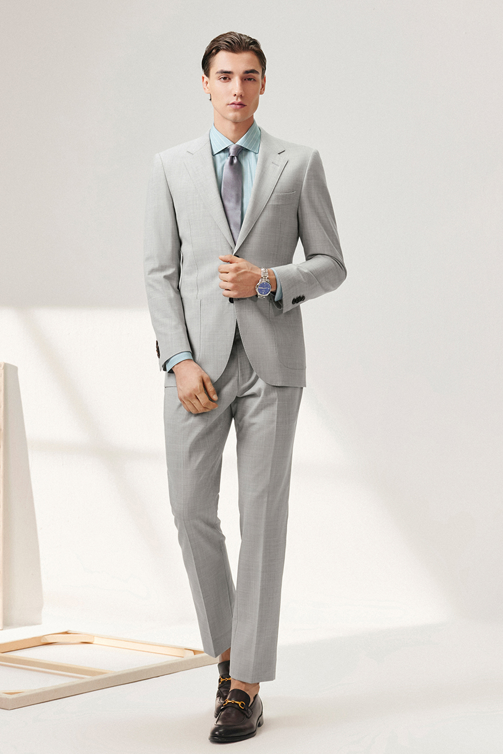 Lanifício Guabello 1815 - Costume single breasted em lã e elastano, com lapela notched - Cinza bride
