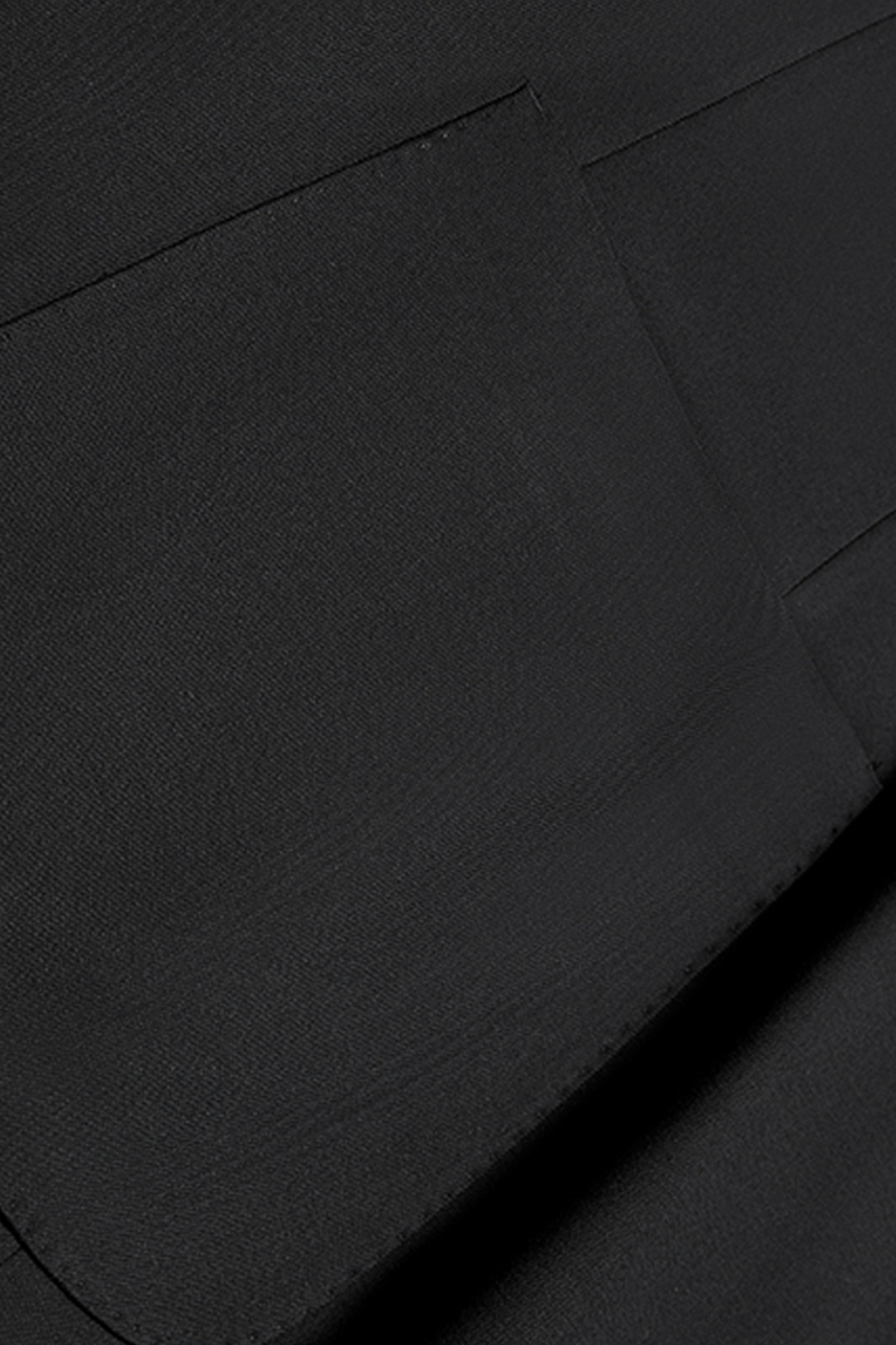 Costume double breasted 6x2, em poliviscose e elastano, com lapela peak - Preto