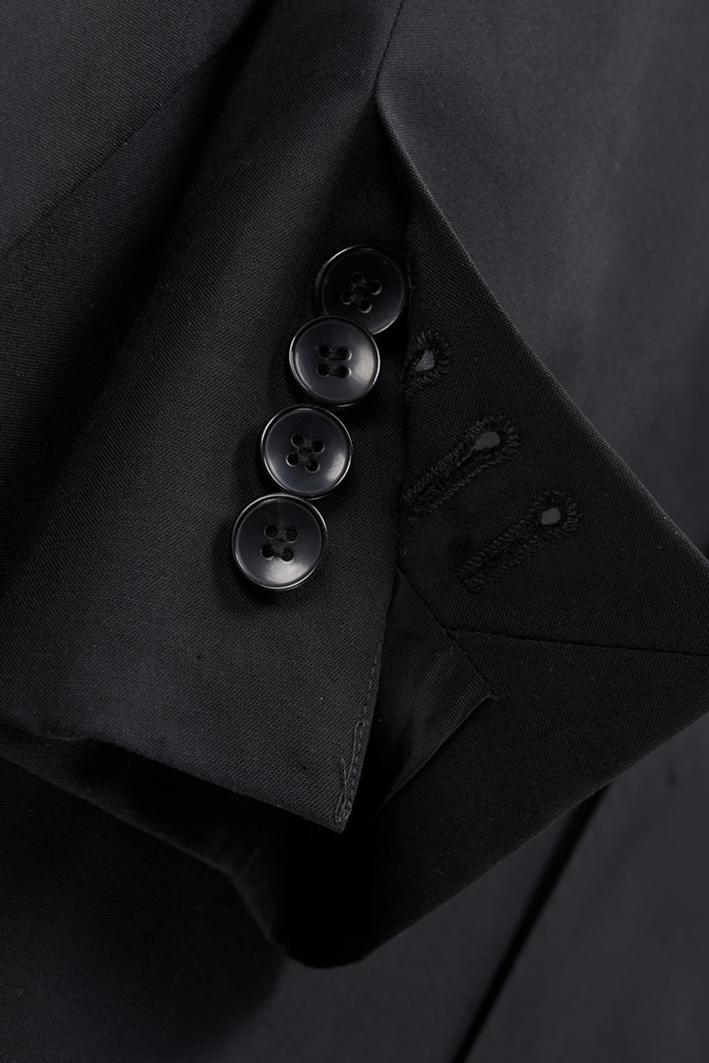 Costume single breasted, em lã merino super 110 18.25 µ com elastano, lapela notched -  Hands-on Preto