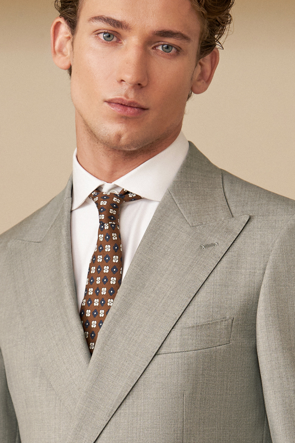 Lanifício Vitale Barberis Canonico - Costume double breasted 4x1, half canvas, lapela peak, em lã merino super 110 18.25 µ - Cinza