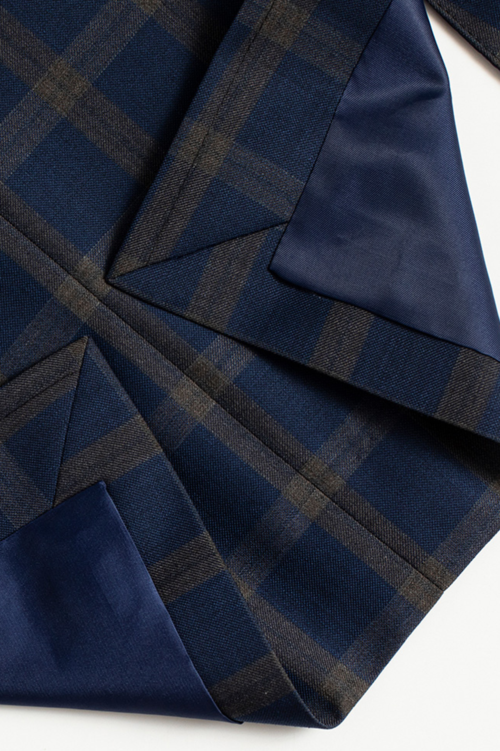 Blazer double breasted 6x2, em lã tropical, com lapela peak - Tartan Azul multitons