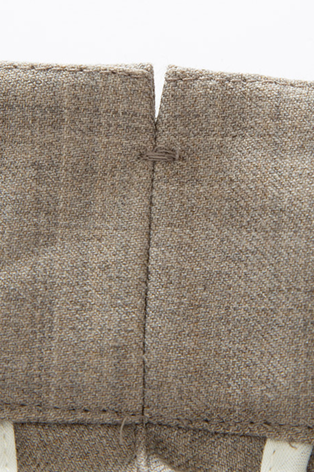 Tombolini - Calça de modelagem italiana, em lã tropical, com bolso frontal - Khaki palha