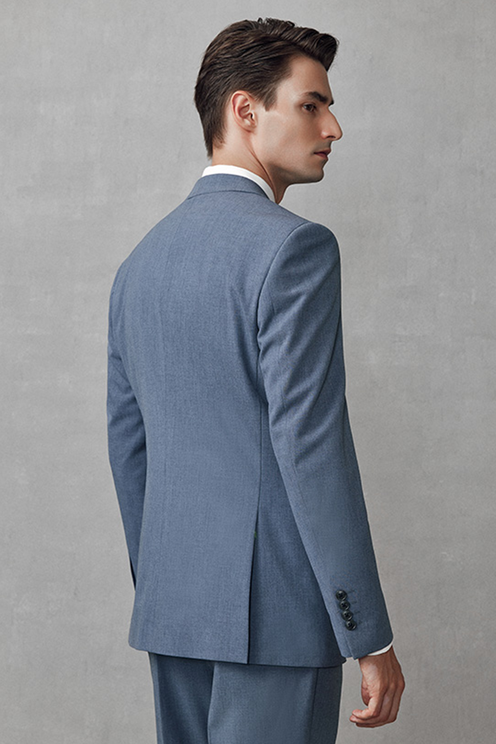 Costume single breasted em poliviscose e elastano, com lapela peak- Azul aço