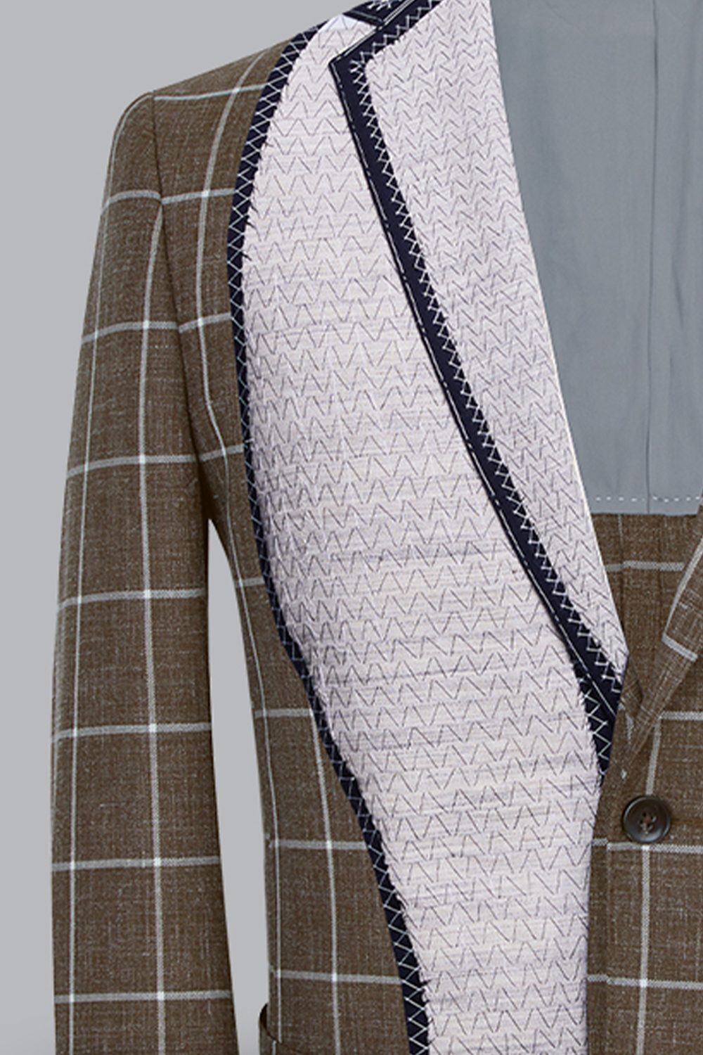 Blazer em lã, rami e seda, half canvas, single breasted com lapela notched - Marrom Xadrez