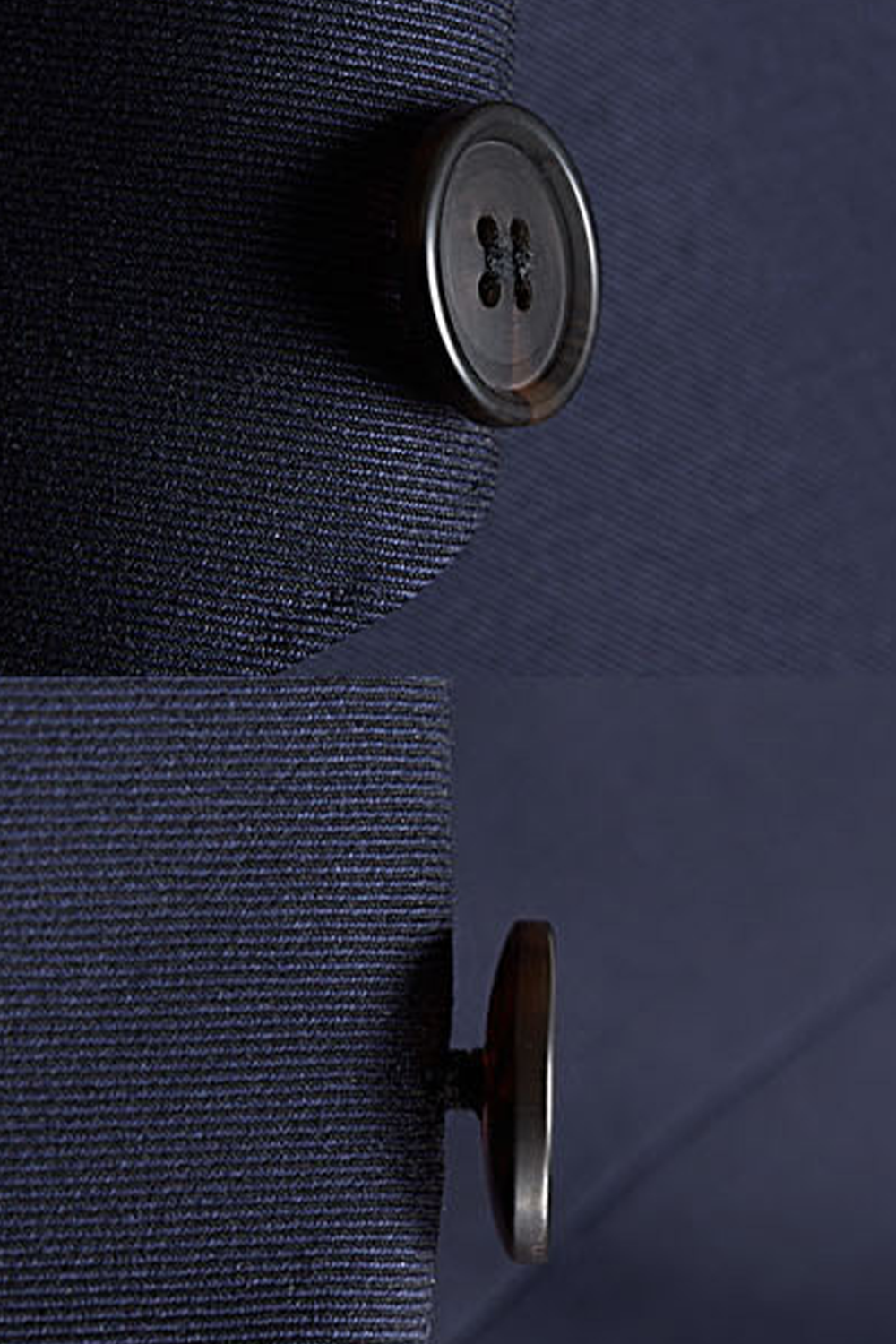 Costume single breasted em poliviscose e elastano, com lapela notched - Azul marinho