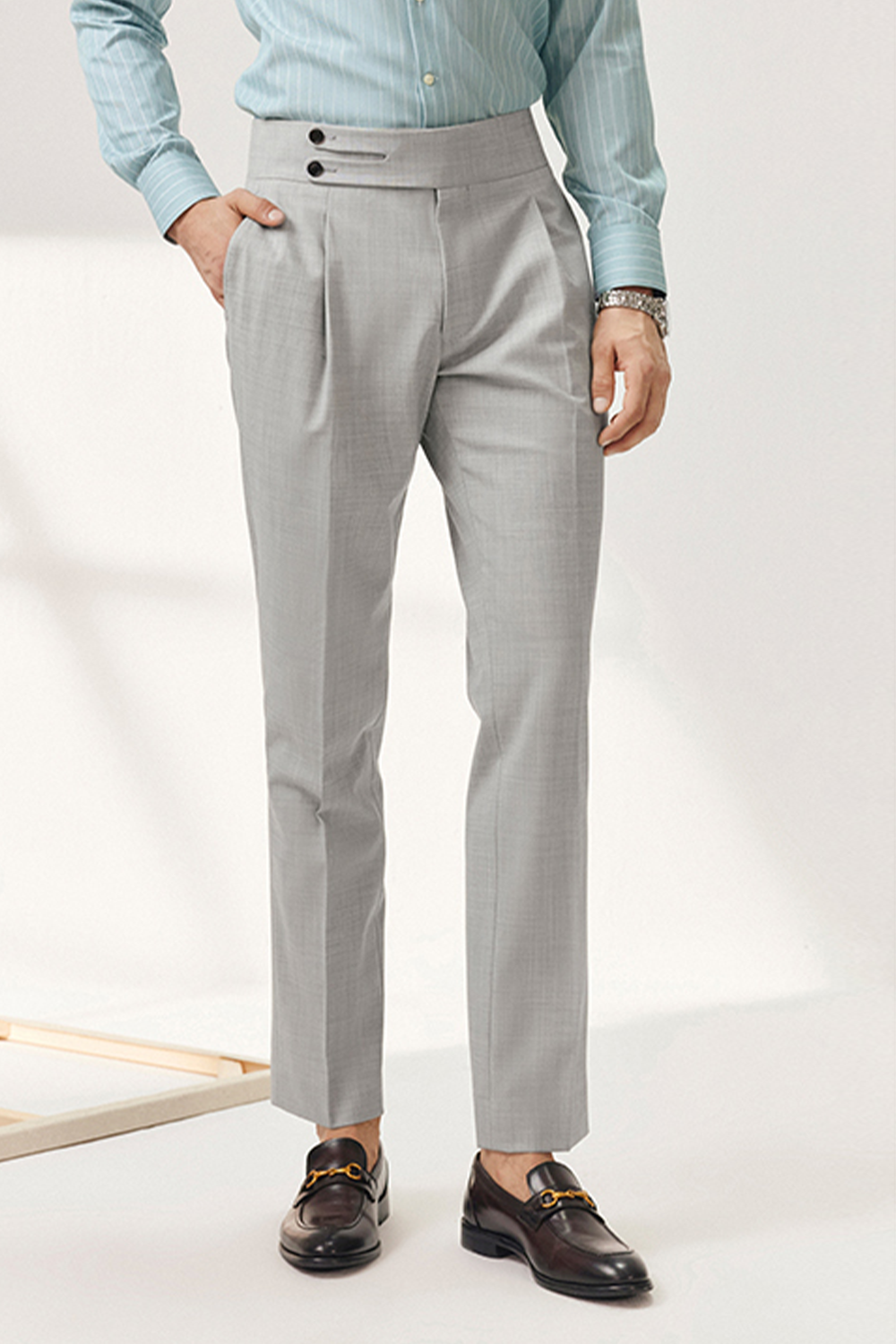 Lanifício Guabello 1815 - Costume single breasted em lã e elastano, com lapela notched - Cinza bride
