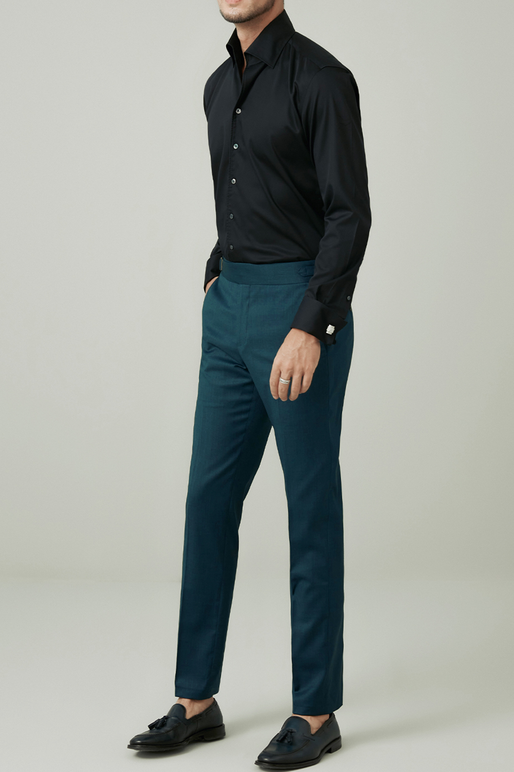 Lanifício REDA 1865 - Calça de cintura alta, em lã 110's 18.25 micron, com faixa frontal e ajustador lateral - Azul petróleo