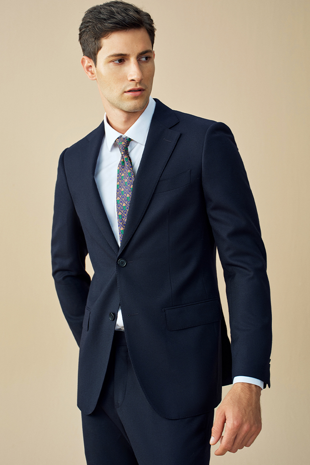 Costume single breasted, em lã tropical, com lapela notched - Azul marinho