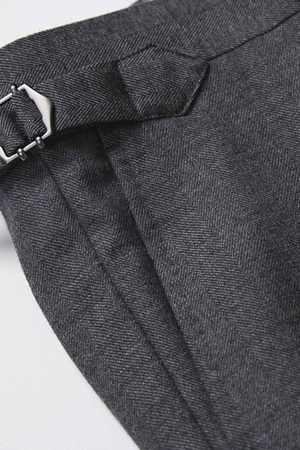 Calça de modelagem italiana, em lã merino 110's 18.25 micron - Cinza