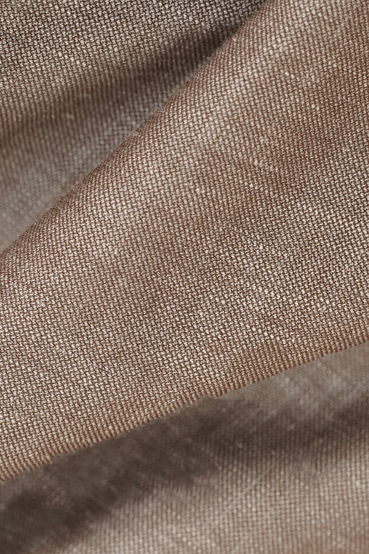 Blazer single breasted com lapela peaked large, em lã com linho - Taupe