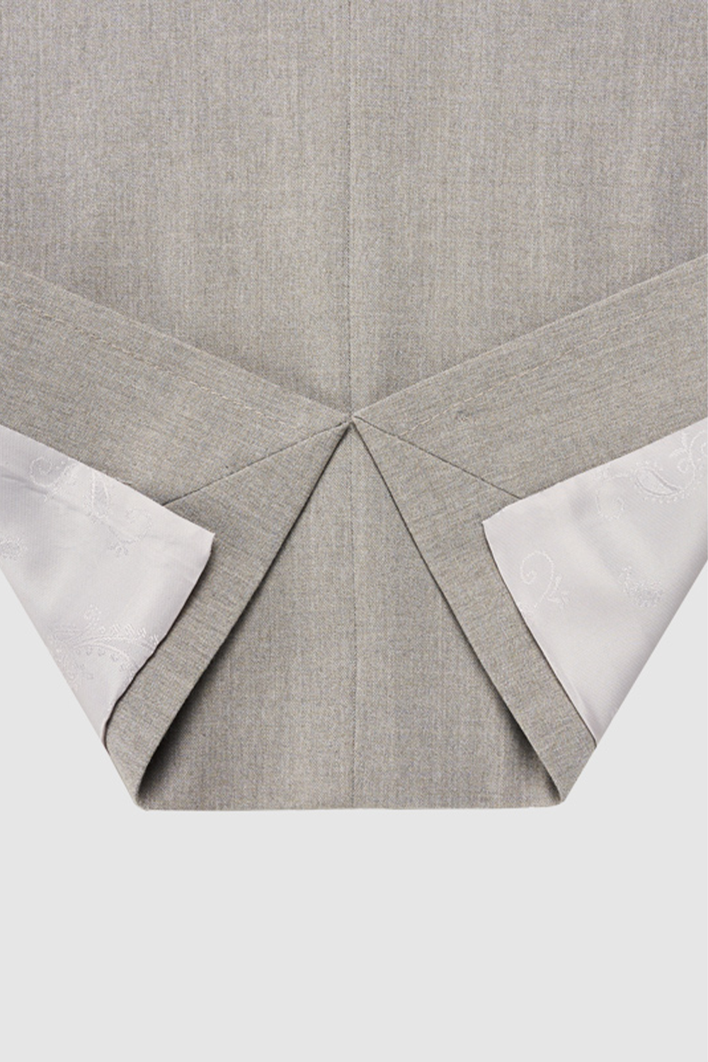 Costume single breasted, em poliviscose com elastano e lapela lapela peak - Cinza Taupe Claro