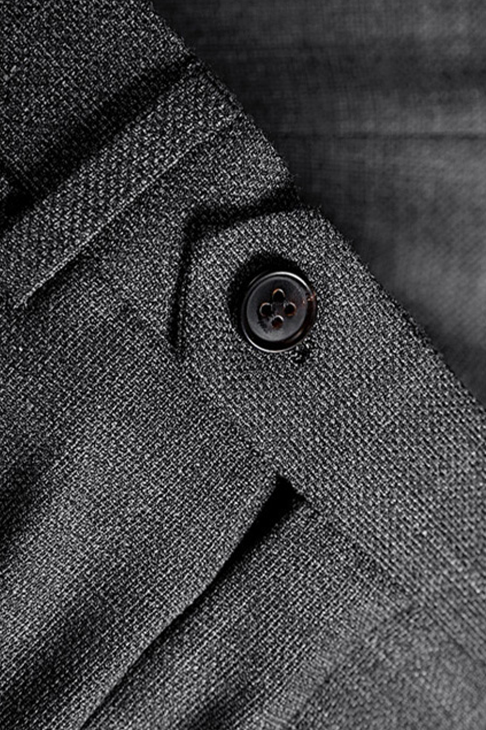Costume single breasted em poliviscose e elastano, com lapela notched - Cinza grafite