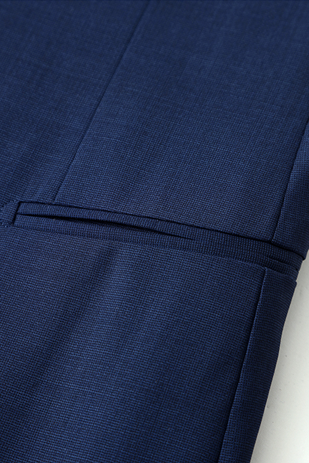 Lanifício Vitale Barberis Canonico - Costume desestruturado, single breasted em lã merino 130’s com 17.25 µ, lapela notched - Azul marinho