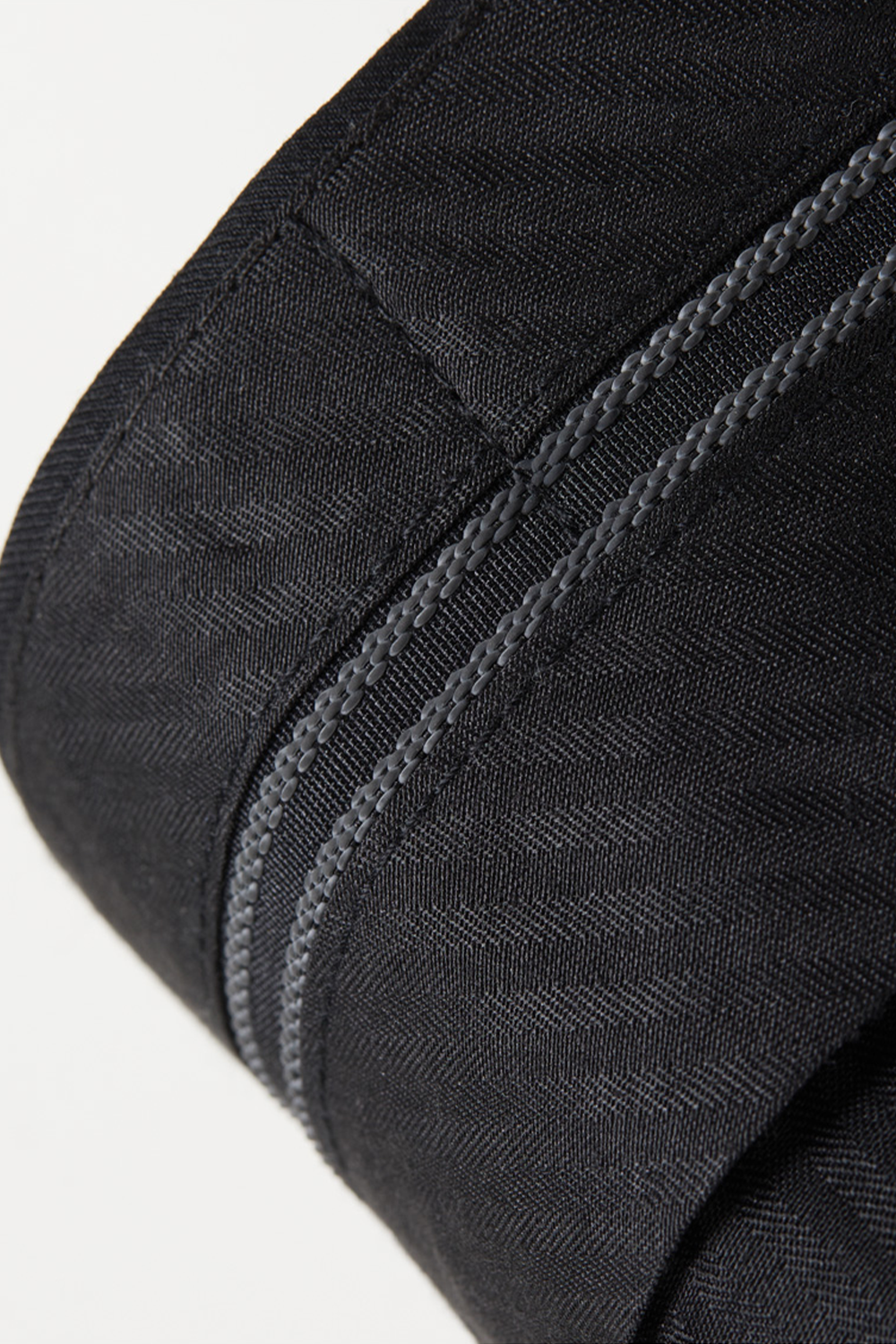 Costume double breasted, em lã tropical, lapela peak- Groom Preto