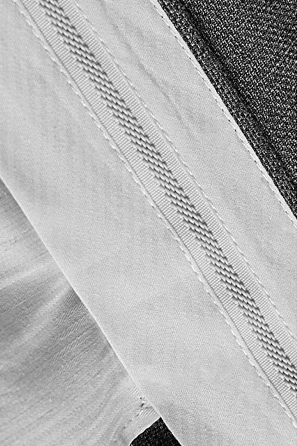 Costume single breasted em poliviscose e elastano, com lapela notched - Cinza grafite