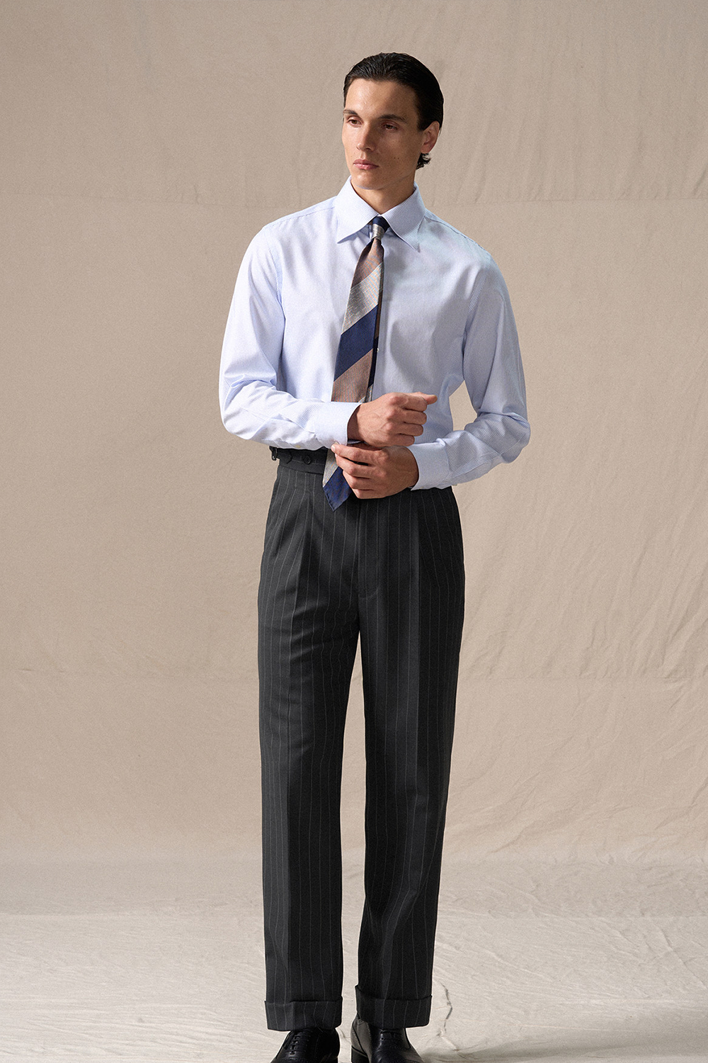 Calça de cintura alta, com pregas duplas, 100% lã merino, 110's 18.25 micron - Cinza risca de giz ACT GENTLE ARMOR