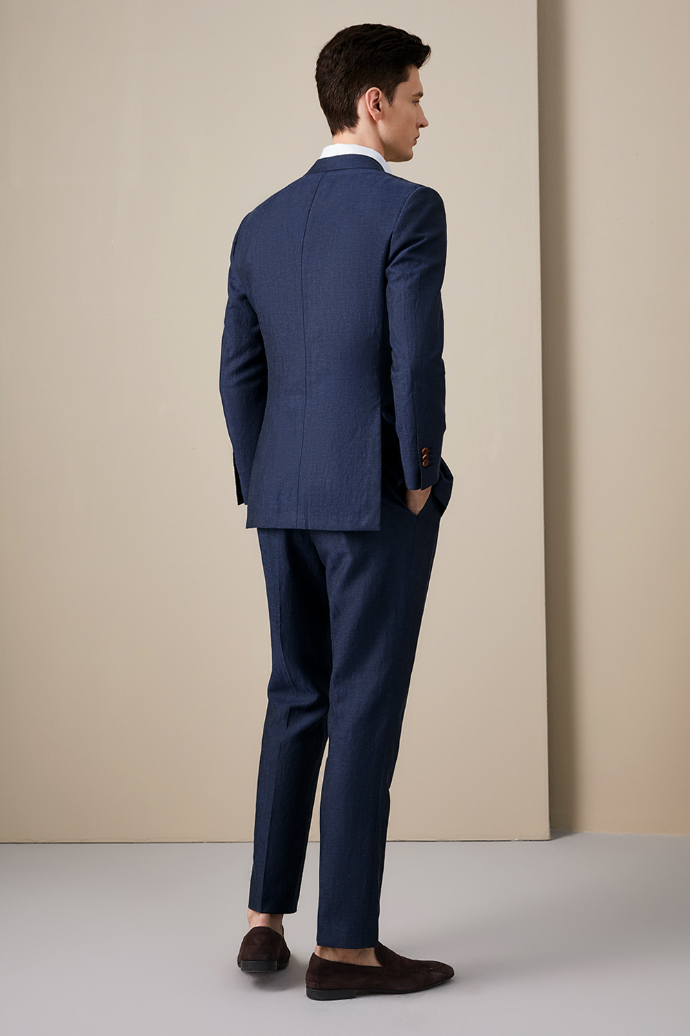 Lanifício Vitale Barberis Canonico - Costume double breasted 4x1, half canvas em lã e linho, com lapela notched - Azul