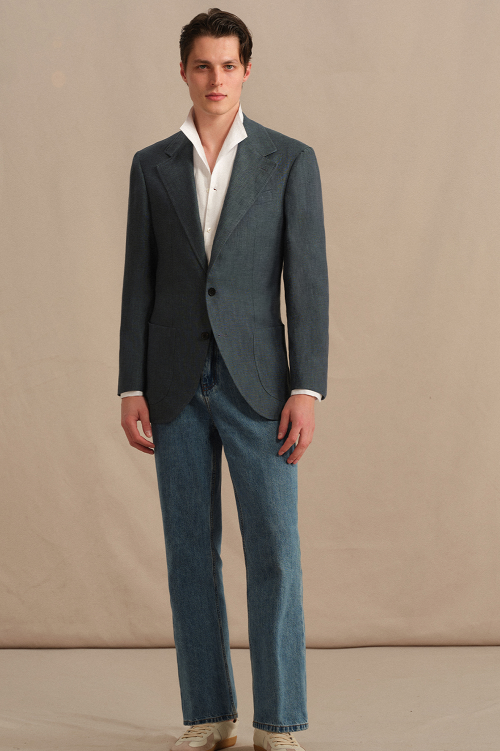 Blazer single breasted, desestruturado com lapela notched, 100% linho - Azul pavão ACT