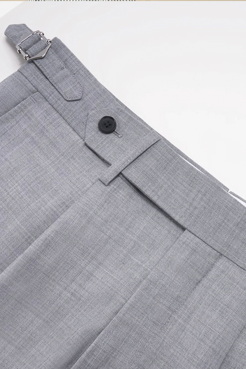 Lanifício Vitale Barberis Canonico - Calça em modelagem italiana, em lã merino 110'S, 18.25 µ, cintura alta, com ajustadores laterais - 3 Cores