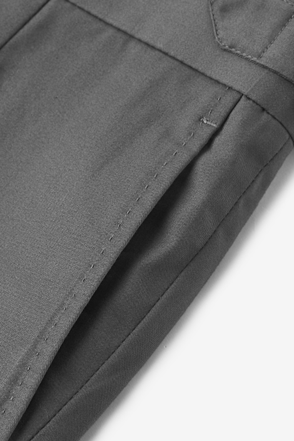 Calça de modelagem italiana, com ajustadores laterais 100% algodão - Cotone Cinza