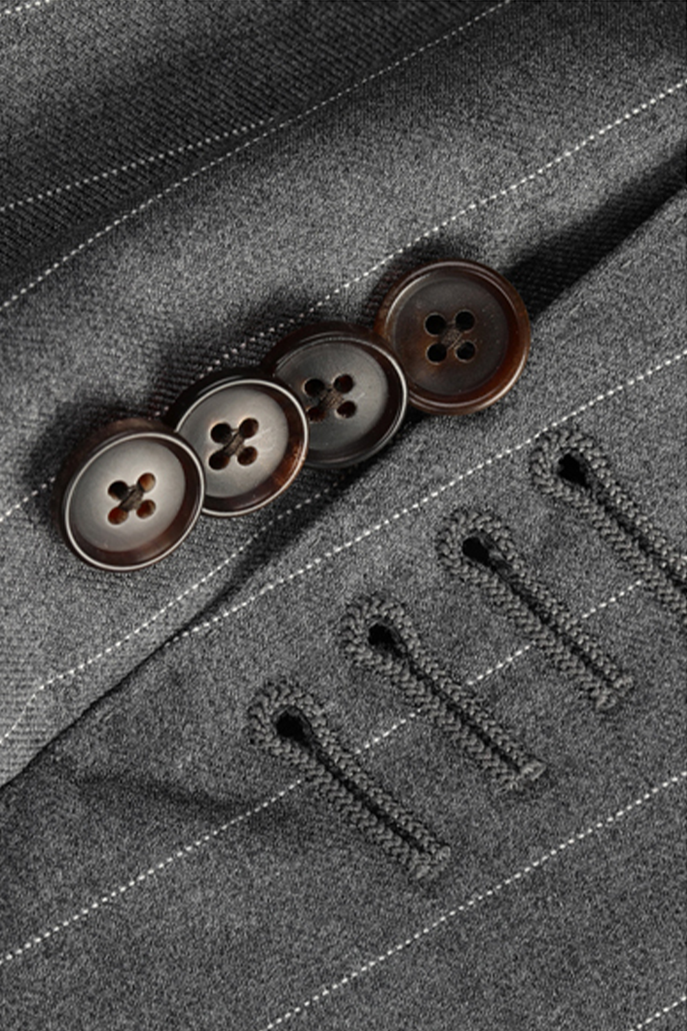 Lanifício Vitale Barberis Canonico - Costume double breasted 6x2, half canvas, lapela peak, em lã merino super 110 18.25 µ - Cinza risca de giz (VBC)
