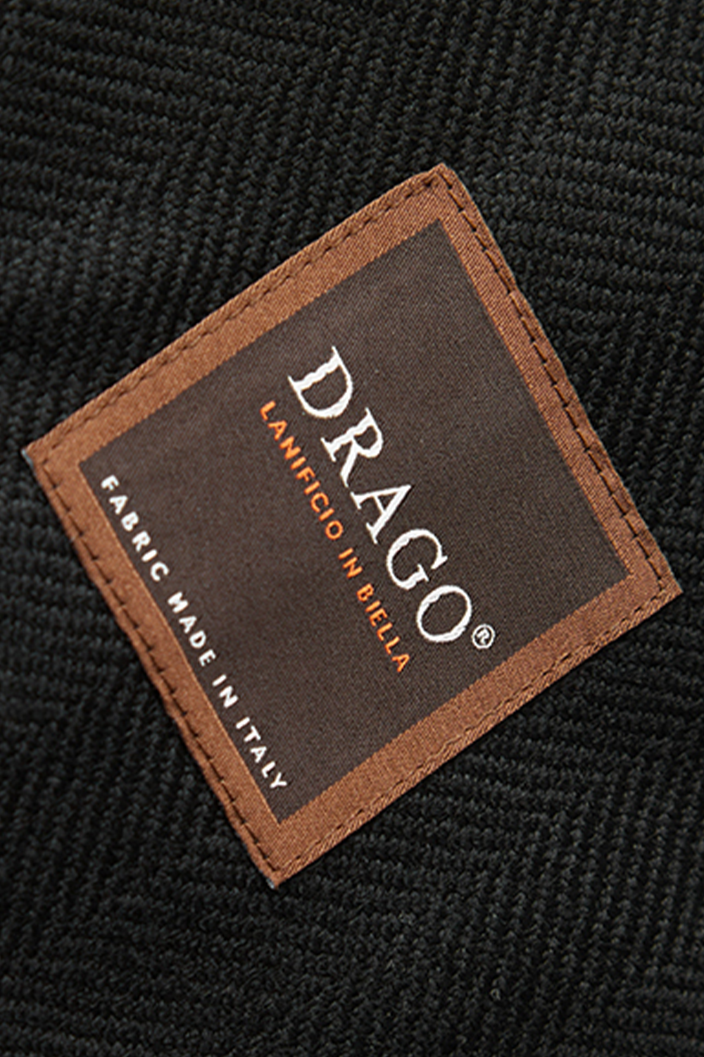 Lanifício Drago in Biella - Blazer single breasted, em lã merino penteada super 130'S, 17.20 micron, com lapela notched - Preto