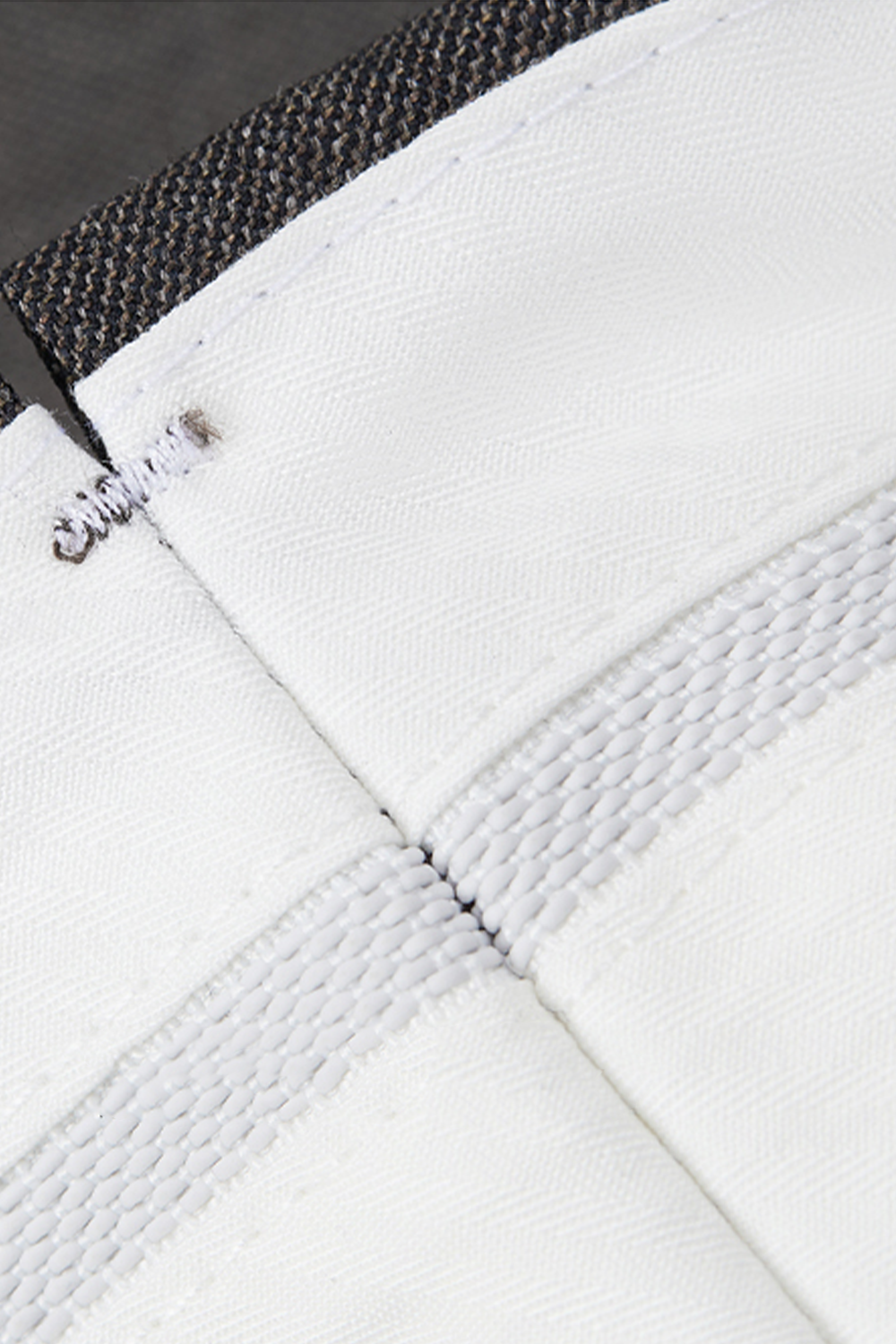 Lanifício Vitale Barberis Canonico - Costume double breasted 4x1, half canvas, lapela peak, em lã merino super 110 18.25 µ - Marrom Carvalho