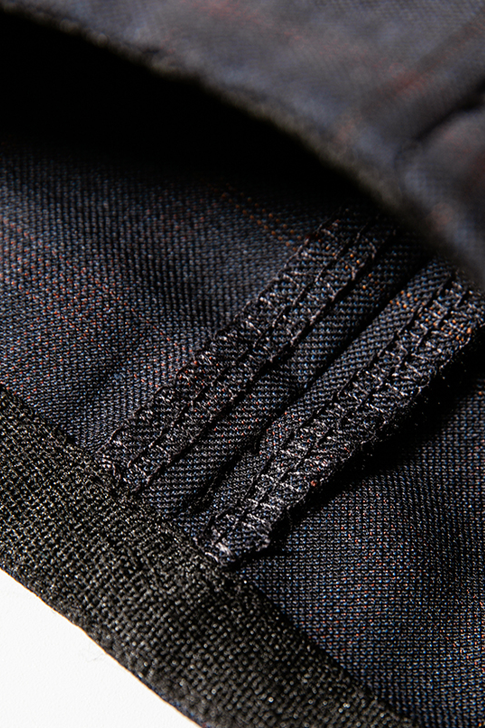 Calça em modelagem italiana, em lã tropical com cintura alta e ajustadores laterais - Glen Plaid, com overcheck laranja