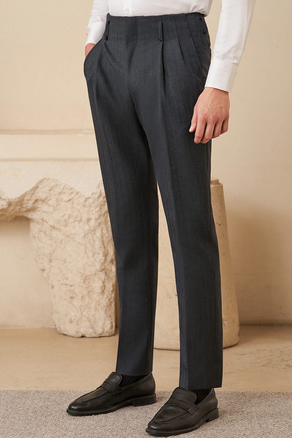 Lanifício Vitale Barberis Canonico - Calça cós de Hollywood, em lã merino 110'S, 18.25 µ, cintura alta, com ajustadores laterais - Cinza
