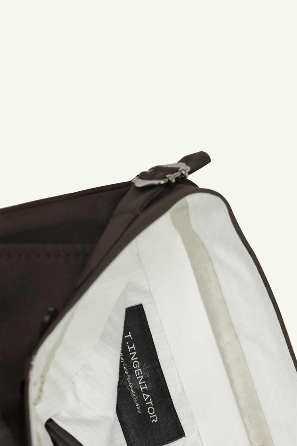 T.Ingeniator - Calça em lã merino super 120's, 17.75µ, com ajuste lateral - Marrom