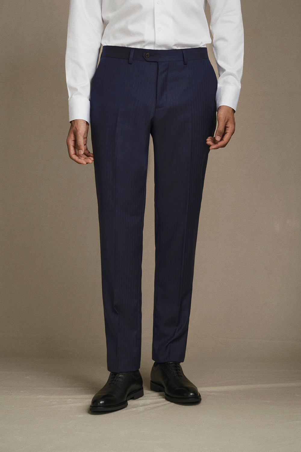 Lanifício Vitale Barberis Canonico - Costume sing breasted, half canvas, lapela notched média, em lã merino super 110 18.25 µ, 260g - Azul marinho espinha de peixe