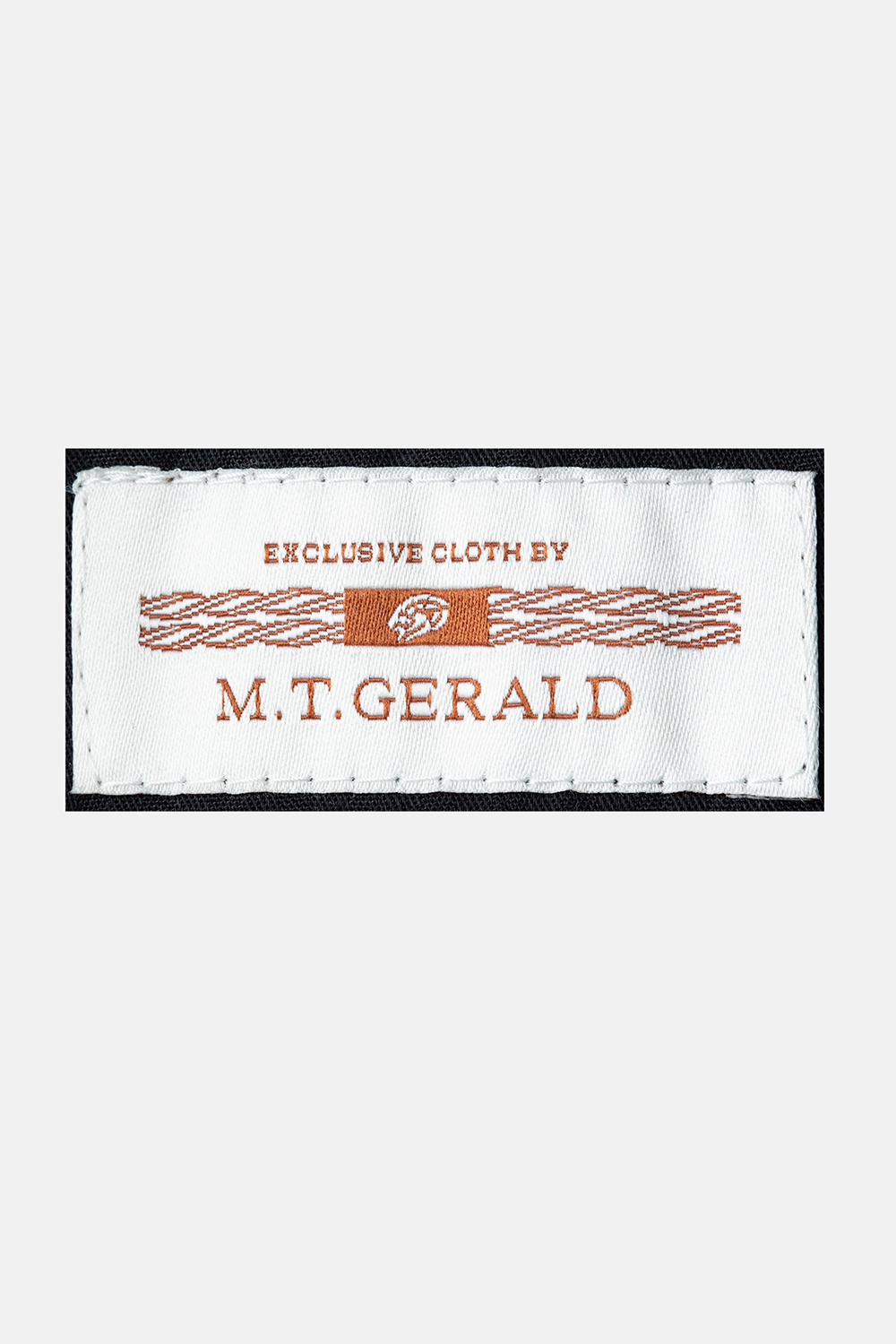 Lanifício MT GERALD - Costume single breasted, half canvas, em lã merino super 110 18.25 µ , lapela notched - Verde Acinzentado