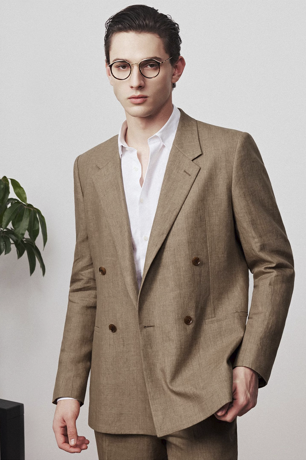 Costume double breasted 4x1, half canvas, lapela notched, 100% linho - Khaki