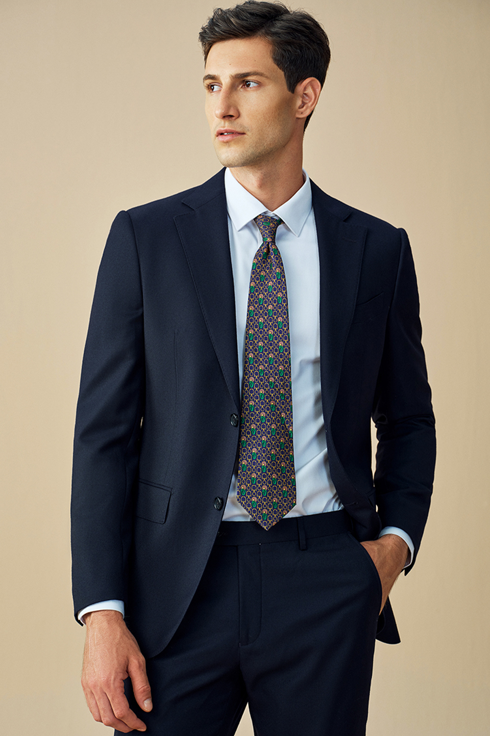 Costume single breasted, em lã tropical, com lapela notched - Azul marinho