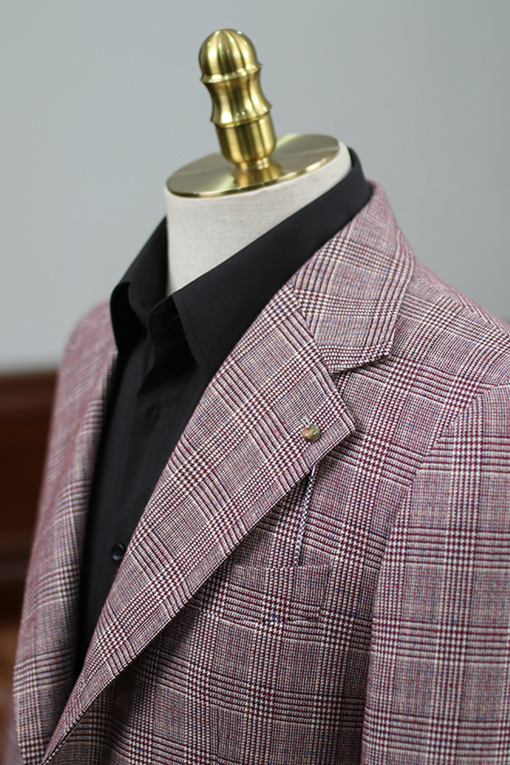 Blazer em poliviscose, single breasted com lapela notched large - Padronagem Glen Plaid Vinho HNR
