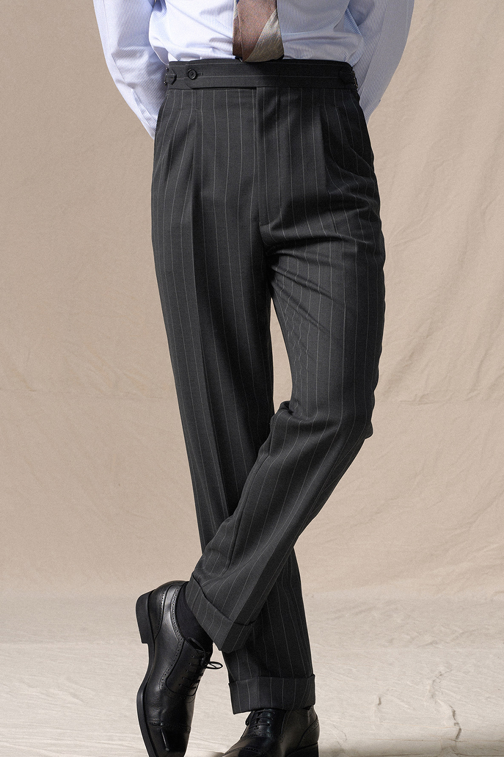 Calça de cintura alta, com pregas duplas, 100% lã merino, 110's 18.25 micron - Cinza risca de giz ACT GENTLE ARMOR