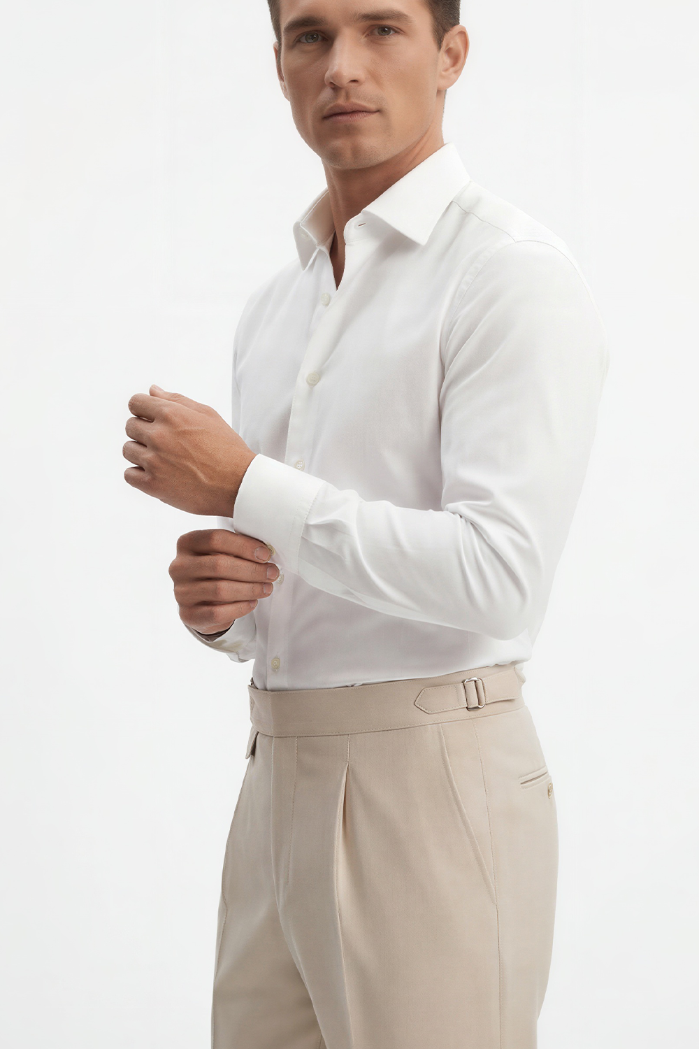 Lanifício MT GERALD - Calça cintura alta com ajustadores laterais e pregas, em lã merino super 110 18.25 µ -  Off-White Damasco