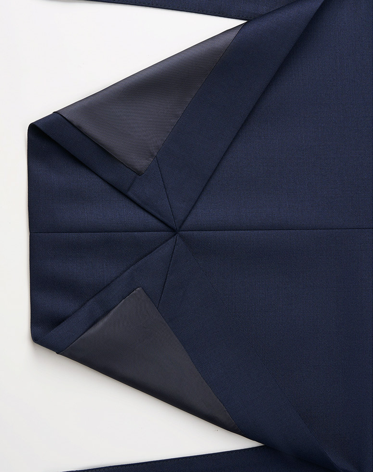 Costume single breasted, lapela notched, em lã merino super 110 18.25 µ - Azul Marinho GDM