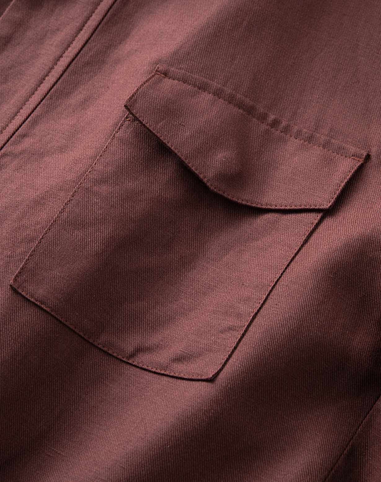 Safari Jacket, com ajuste interno, zíper e botões, em linho, algodão e tencel - Bordo Sanhr